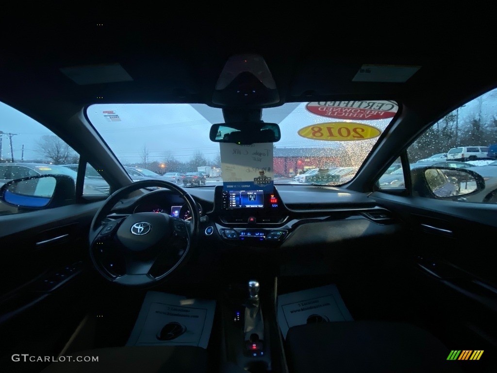 2018 C-HR XLE - Blue Eclipse Metallic / Black photo #14