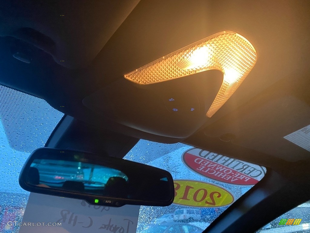 2018 C-HR XLE - Blue Eclipse Metallic / Black photo #31