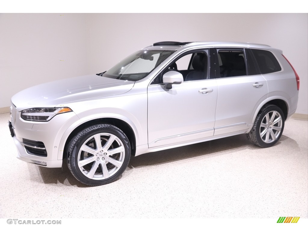2017 Volvo XC90 T6 AWD Exterior Photos