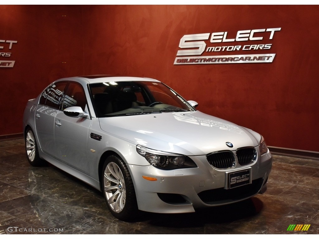 2008 M5 Sedan - Silverstone Metallic / Black photo #3