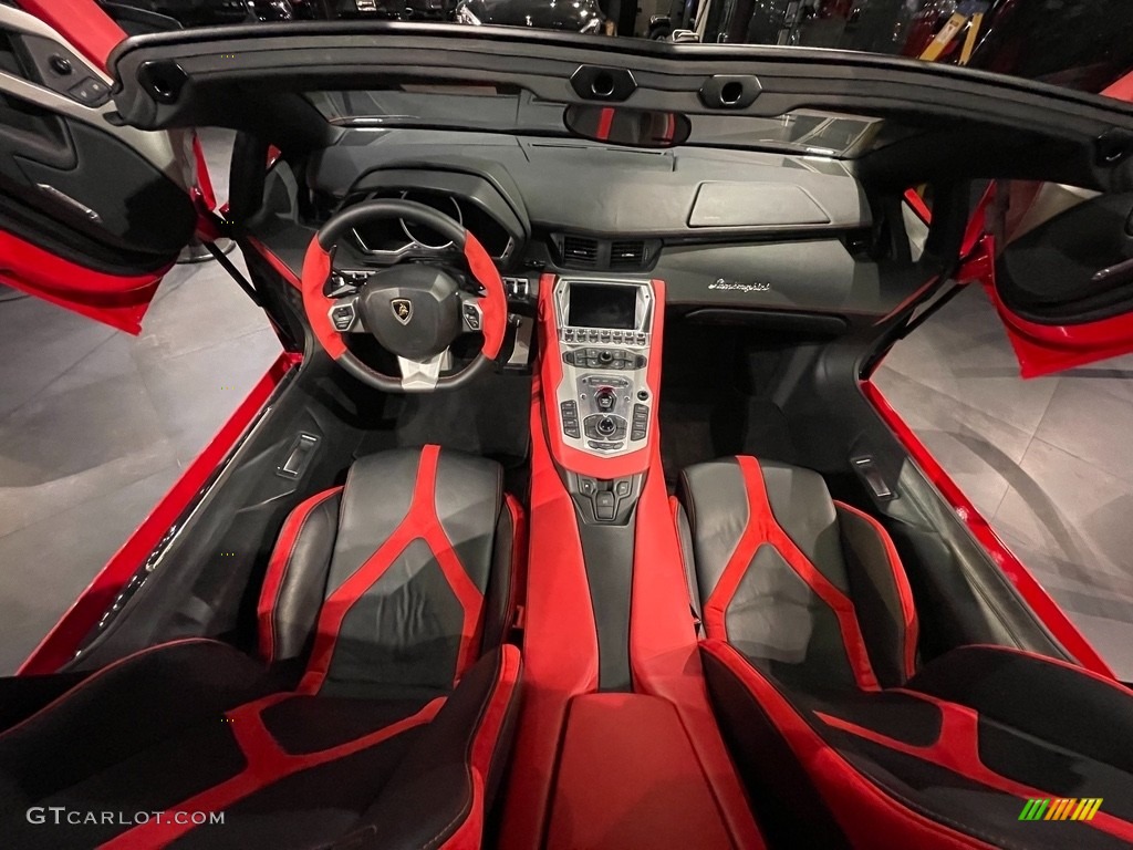 Nero/Rosso Interior 2013 Lamborghini Aventador LP 700-4 Photo #141030860