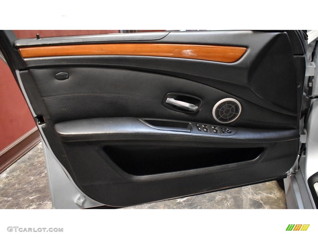 2008 M5 Sedan - Silverstone Metallic / Black photo #16