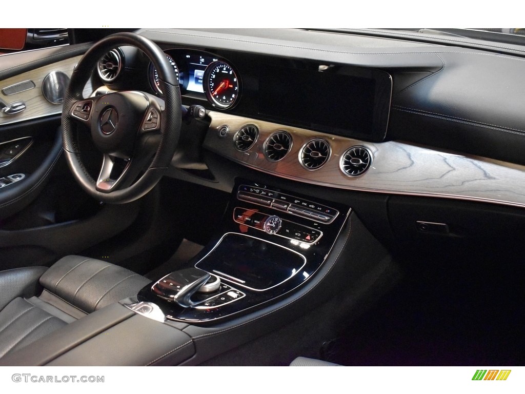 2018 E 400 Convertible - Black / Black photo #16