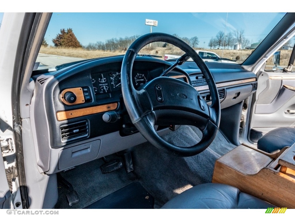 1997 F350 XL Extended Cab - Oxford White / Opal Grey photo #19