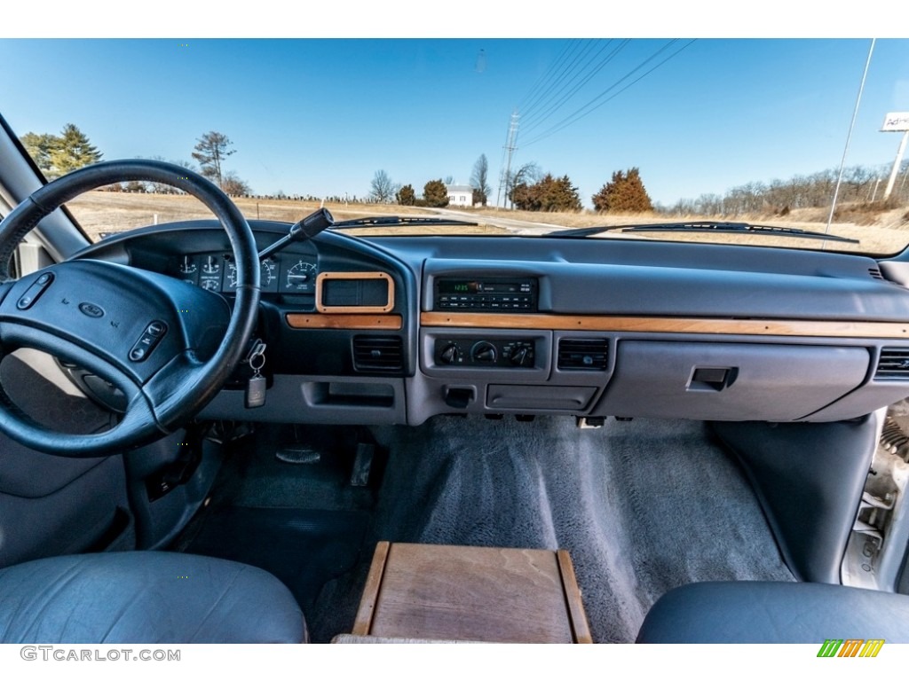1997 F350 XL Extended Cab - Oxford White / Opal Grey photo #27