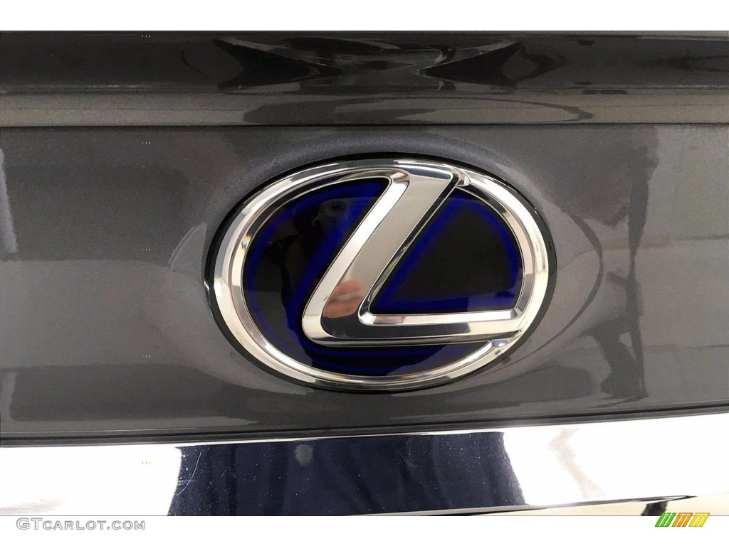 2018 Lexus ES 300h Marks and Logos Photos