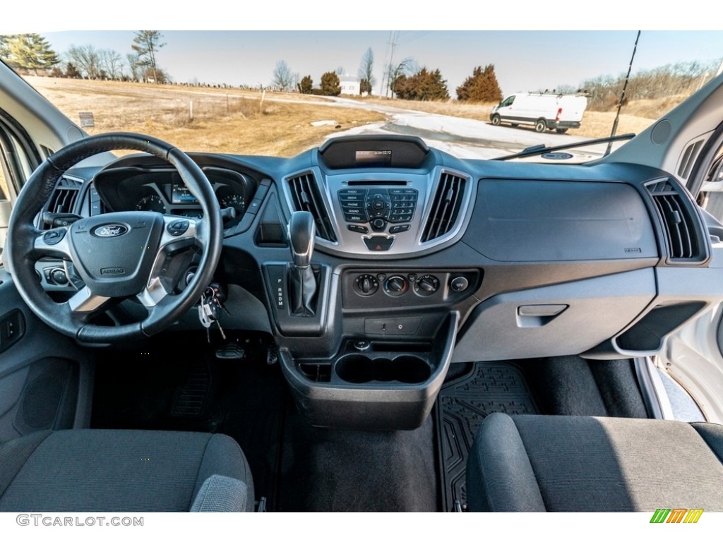 2016 Ford Transit 150 Wagon XL MR Regular Dashboard Photos