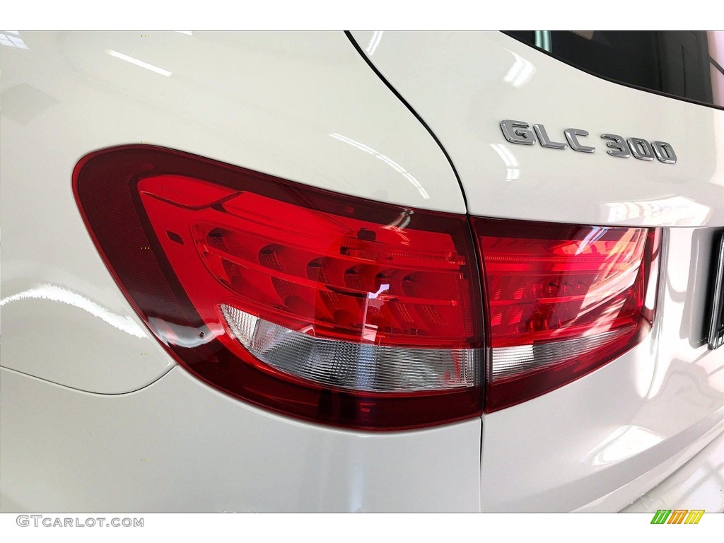 2018 GLC 300 - Polar White / Silk Beige/Black photo #29