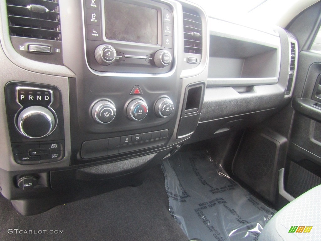 2019 1500 Classic Tradesman Crew Cab 4x4 - Maximum Steel Metallic / Black/Diesel Gray photo #13
