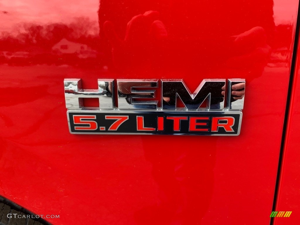 2017 1500 Big Horn Crew Cab 4x4 - Bright Red / Black/Diesel Gray photo #16