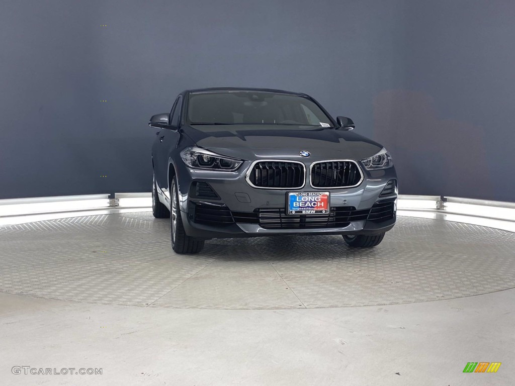 2021 X2 sDrive28i - Mineral Gray Metallic / Black photo #4