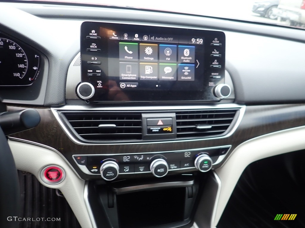 2018 Honda Accord EX-L Sedan Controls Photo #141047301