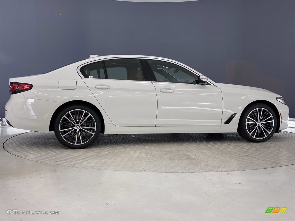 2021 5 Series 530i Sedan - Alpine White / Cognac photo #12