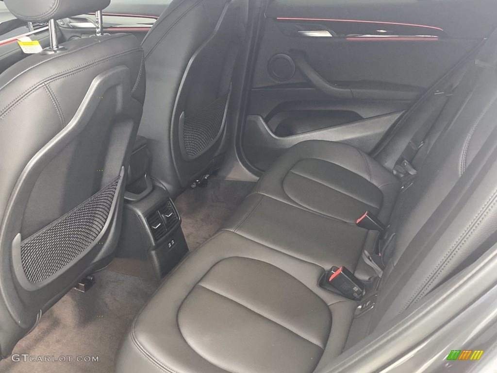 2021 X2 sDrive28i - Mineral Gray Metallic / Black photo #16