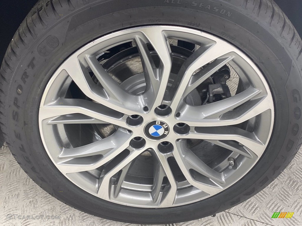 2021 X2 sDrive28i - Mineral Gray Metallic / Black photo #18