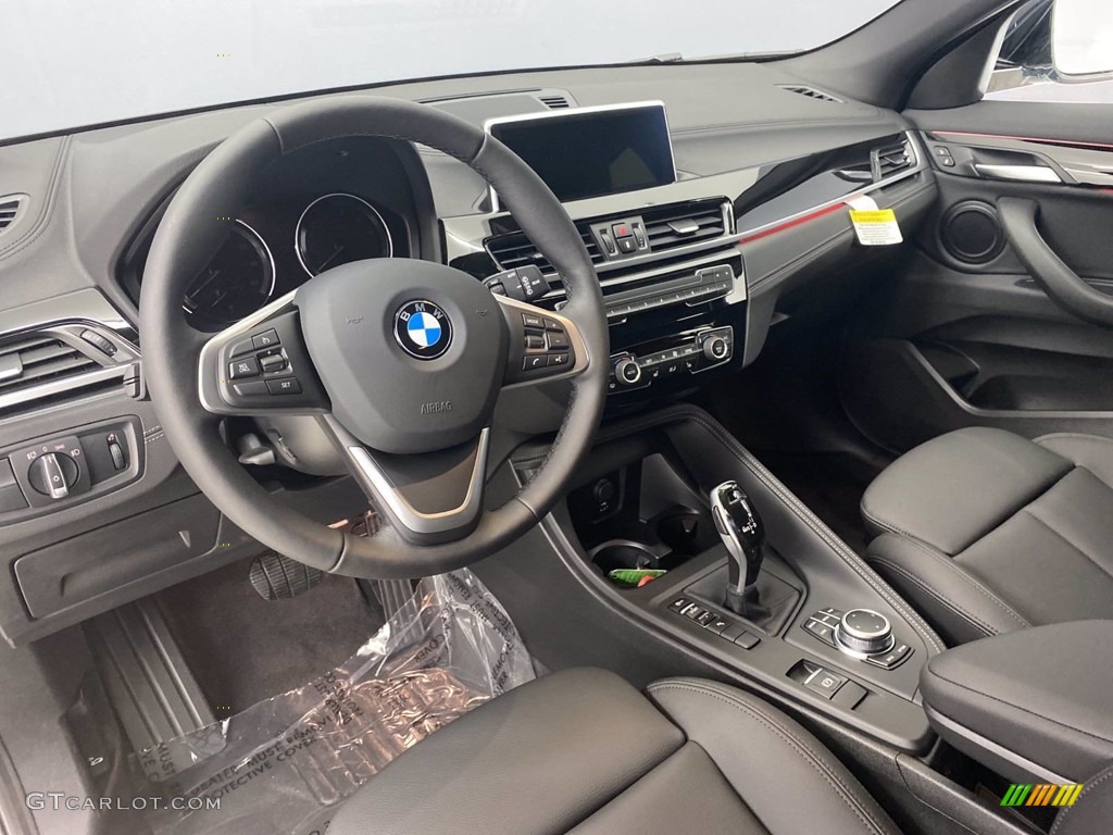 2021 X2 sDrive28i - Mineral Gray Metallic / Black photo #20