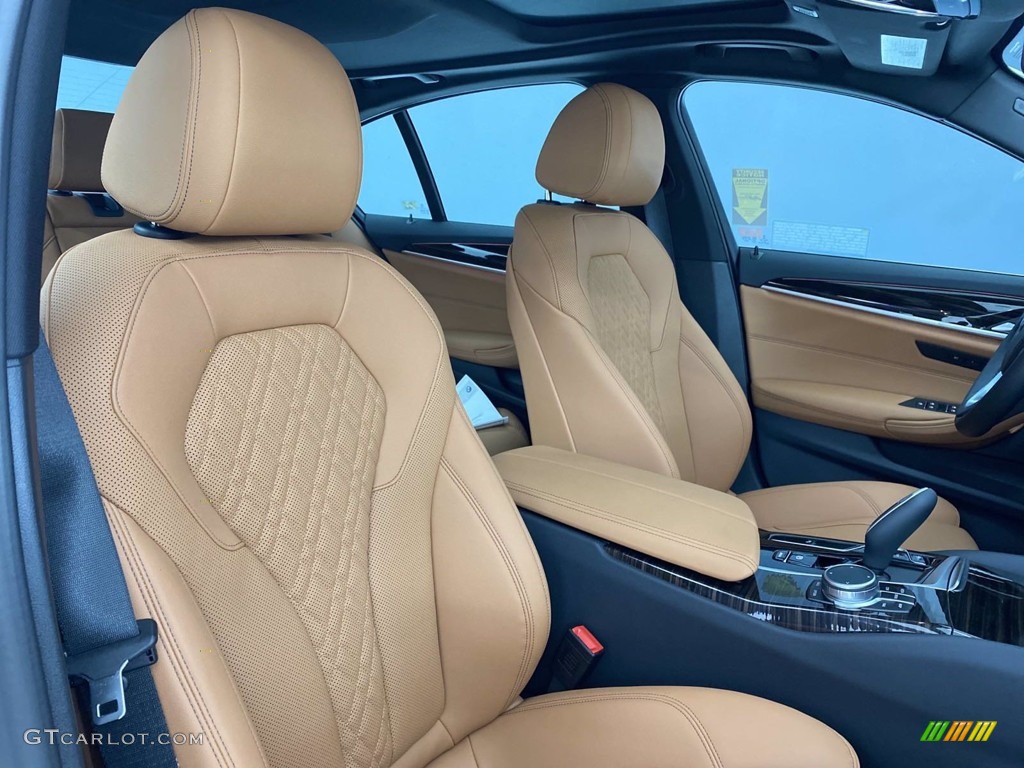 2021 BMW 5 Series 530i Sedan Front Seat Photo #141047703