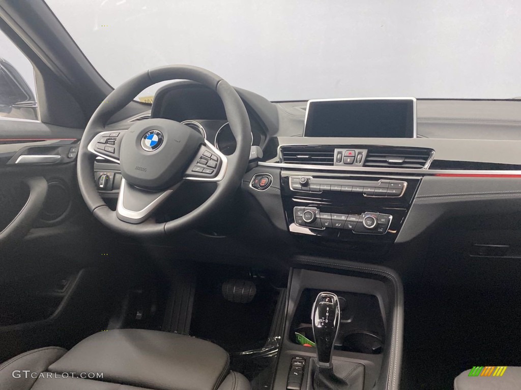 2021 X2 sDrive28i - Mineral Gray Metallic / Black photo #21