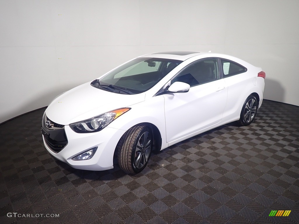 2013 Elantra Coupe GS - Monaco White / Black photo #10