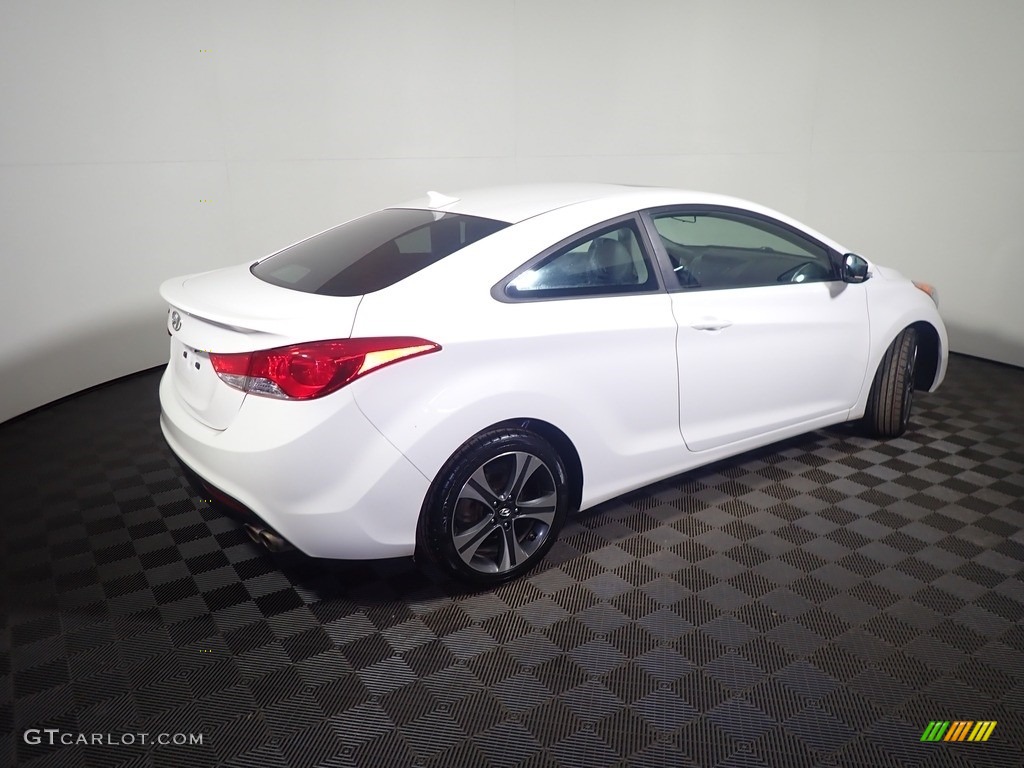 2013 Elantra Coupe GS - Monaco White / Black photo #18