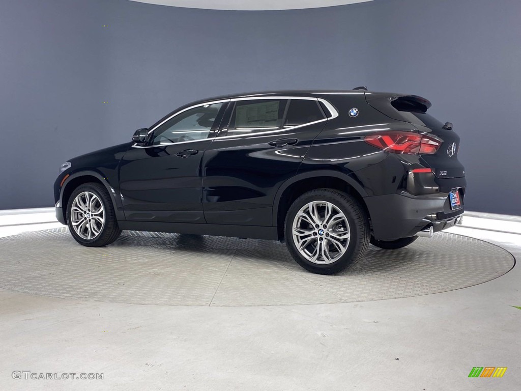 2021 X2 sDrive28i - Black Sapphire Metallic / Black photo #7