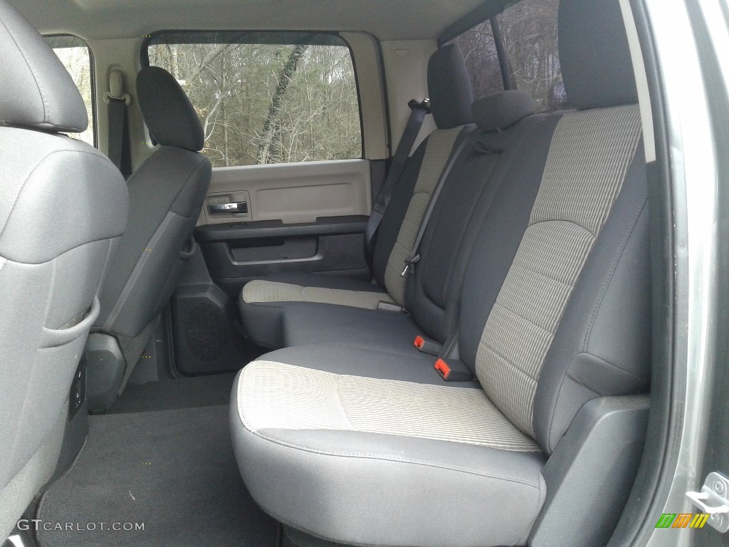 2012 Ram 3500 HD Big Horn Crew Cab 4x4 - Mineral Gray Pearl / Dark Slate/Medium Graystone photo #21