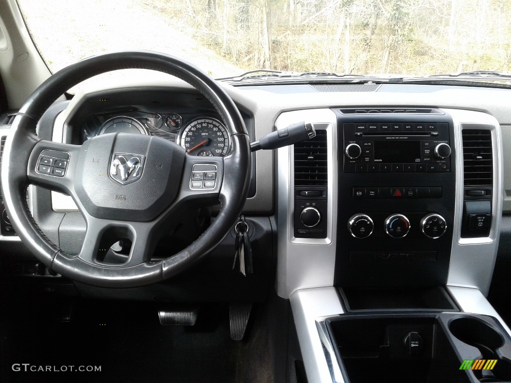 2012 Ram 3500 HD Big Horn Crew Cab 4x4 - Mineral Gray Pearl / Dark Slate/Medium Graystone photo #22
