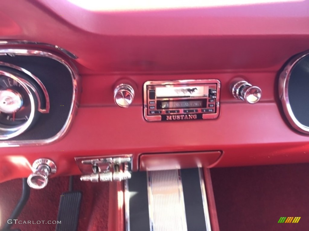1965 Ford Mustang Coupe Audio System Photos