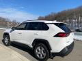 Super White - RAV4 XLE AWD Photo No. 2