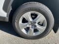Super White - RAV4 XLE AWD Photo No. 30