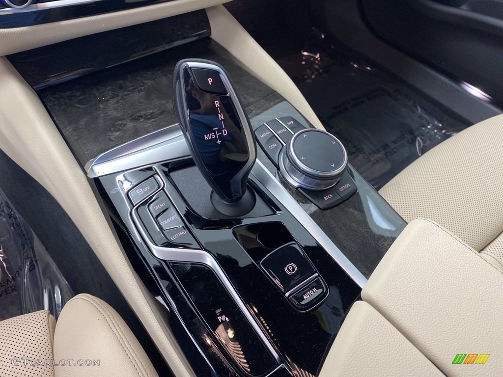 2021 5 Series 530i Sedan - Jet Black / Canberra Beige photo #31