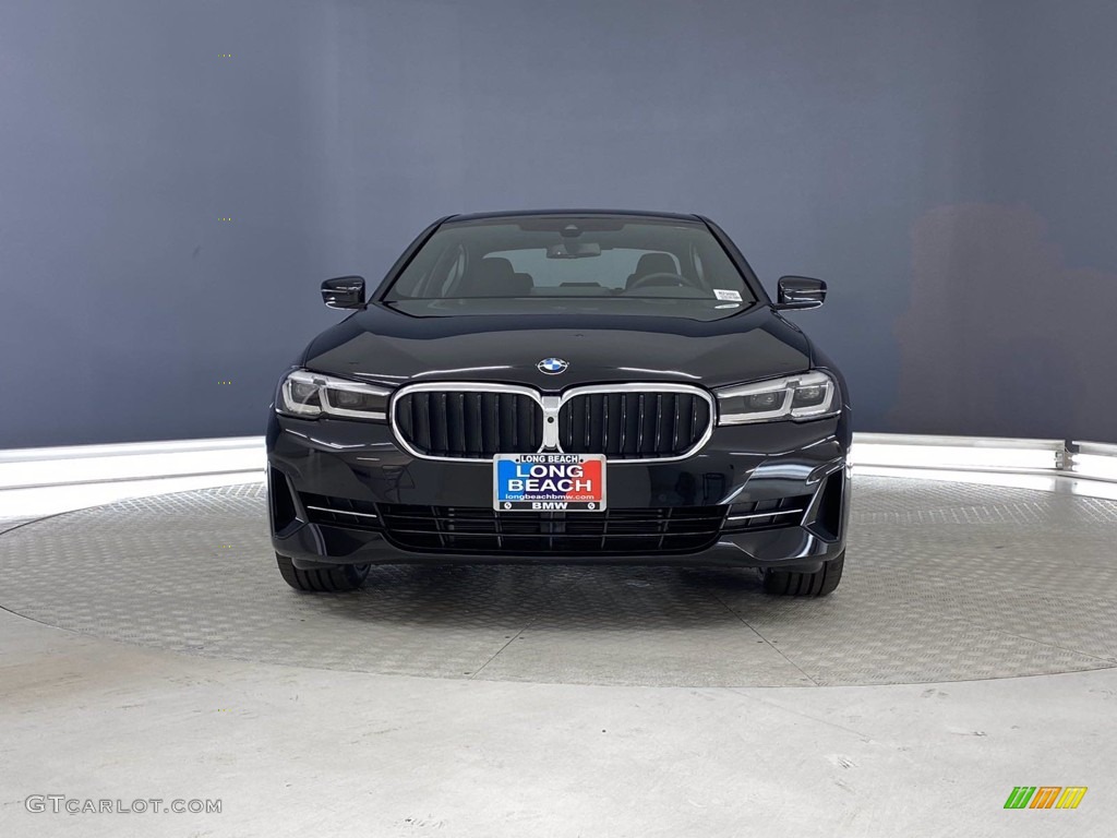 2021 5 Series 530i Sedan - Black Sapphire Metallic / Black photo #4