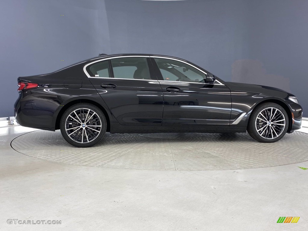 2021 5 Series 530i Sedan - Black Sapphire Metallic / Black photo #12