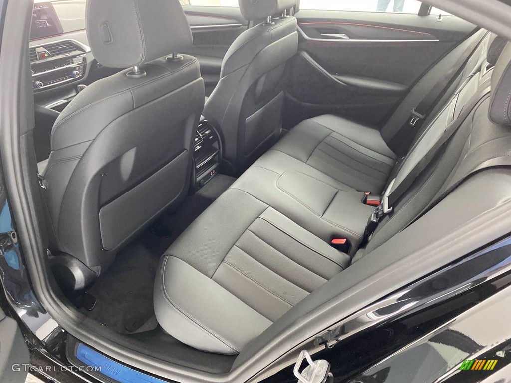 2021 5 Series 530i Sedan - Black Sapphire Metallic / Black photo #24