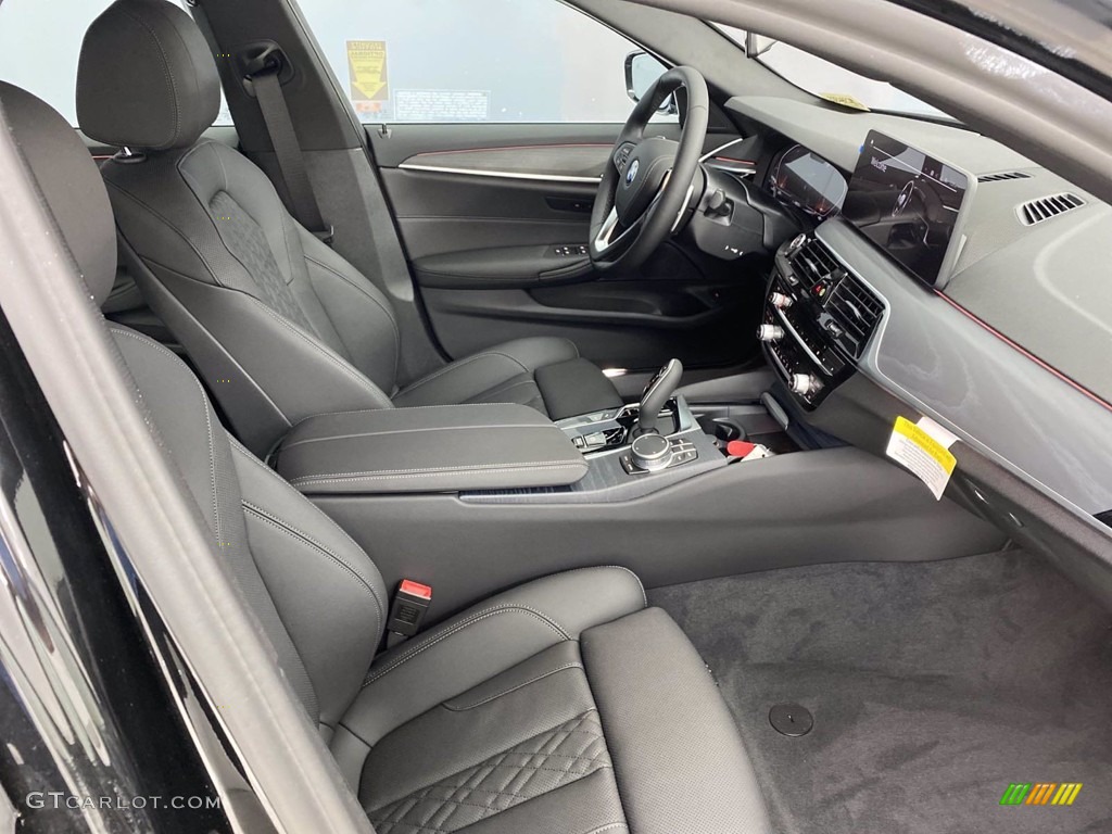 2021 5 Series 530i Sedan - Black Sapphire Metallic / Black photo #30