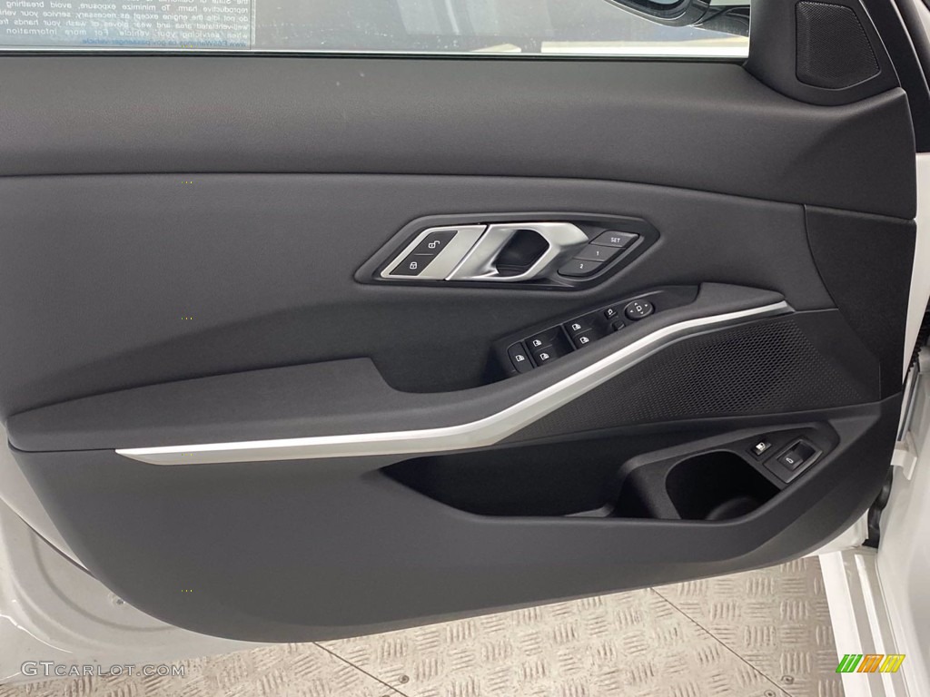 2021 3 Series 330e Sedan - Alpine White / Black photo #18