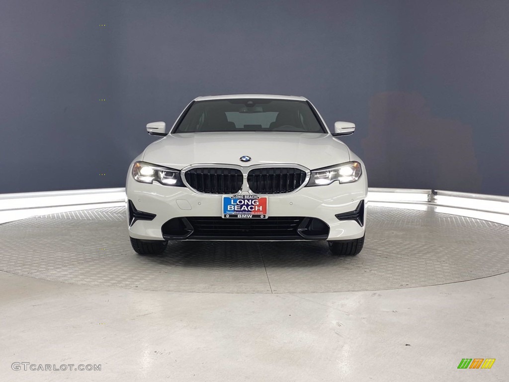 2021 3 Series 330e Sedan - Alpine White / Black photo #4