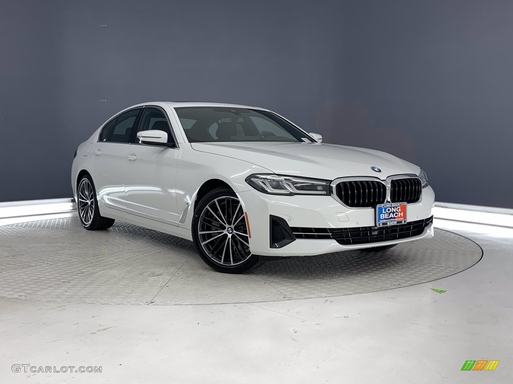 2021 5 Series 540i Sedan - Alpine White / Black photo #1