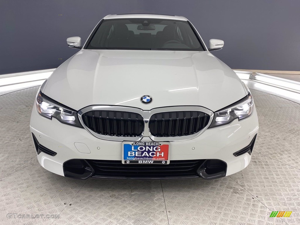 2021 3 Series 330e Sedan - Alpine White / Black photo #21