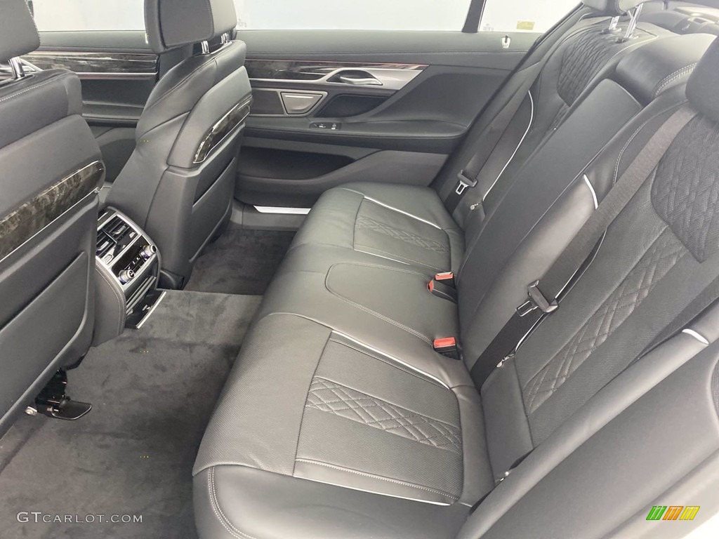 2021 7 Series 750i xDrive Sedan - Mineral White Metallic / Black photo #22