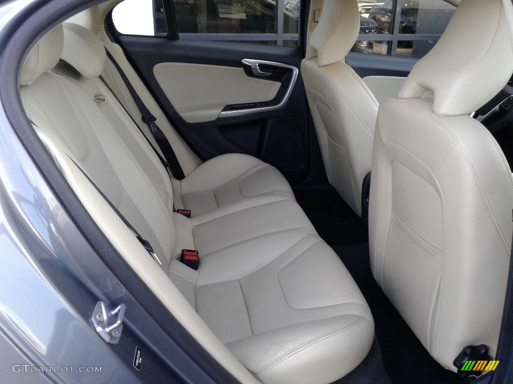 Soft Beige Interior 2017 Volvo S60 T5 Photo #141064622