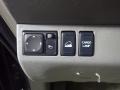 2017 Nissan Frontier SV Crew Cab 4x4 Controls