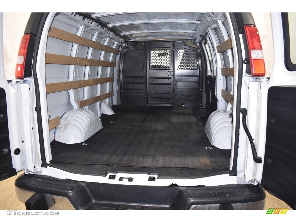 2018 GMC Savana Van 2500 Cargo Trunk Photo #141065612