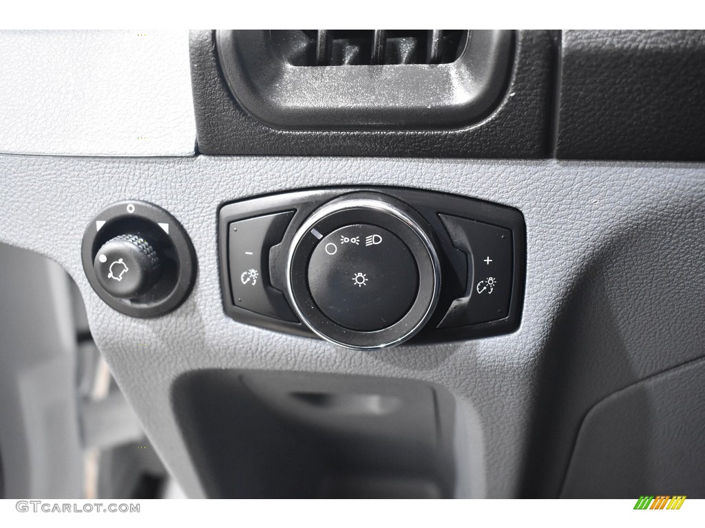 2019 Transit Van 250 LR Long - Oxford White / Charcoal black photo #10