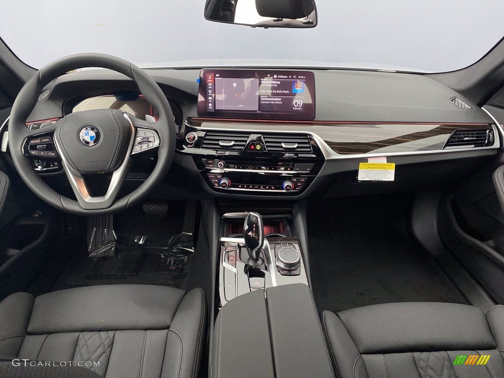 2021 5 Series 530i Sedan - Glacier Silver Metallic / Black photo #2
