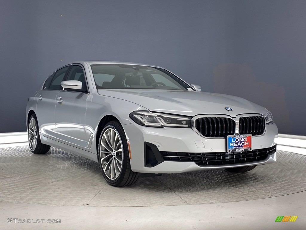 2021 5 Series 530i Sedan - Glacier Silver Metallic / Black photo #4
