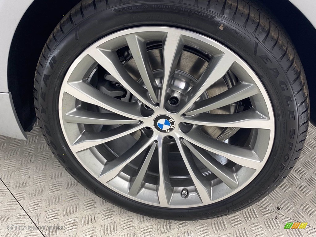 2021 5 Series 530i Sedan - Glacier Silver Metallic / Black photo #13