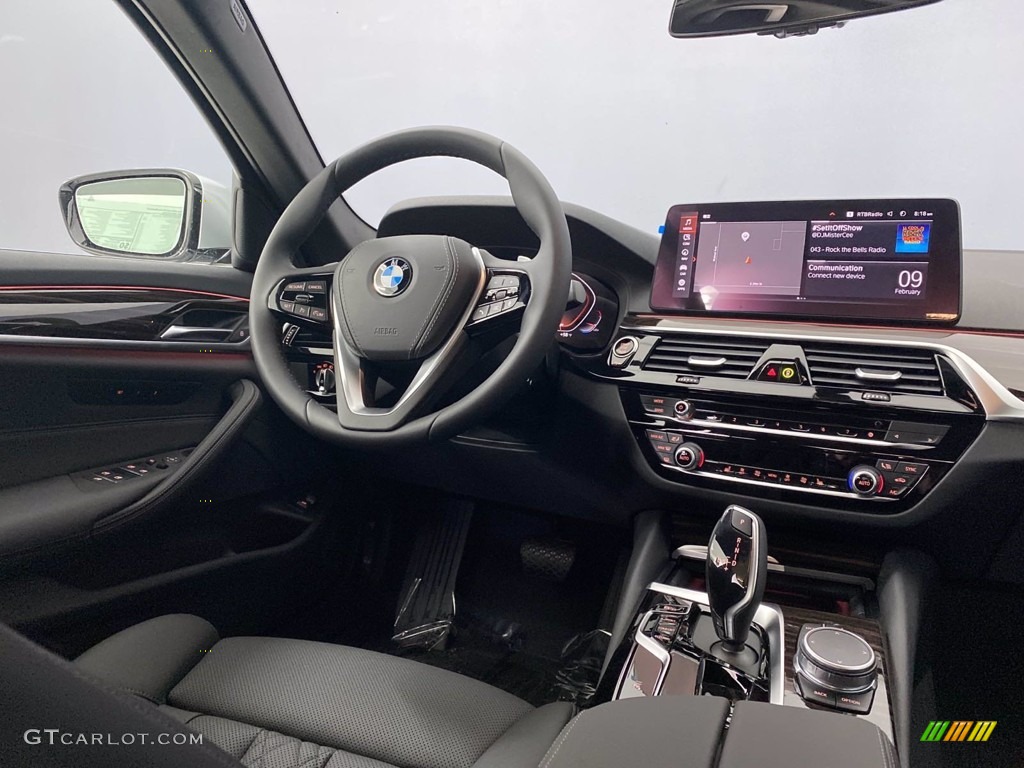 2021 5 Series 530i Sedan - Glacier Silver Metallic / Black photo #23