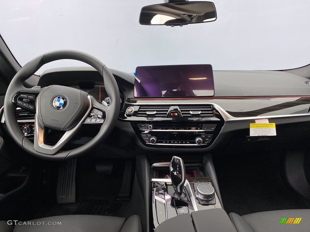 2021 5 Series 540i Sedan - Alpine White / Black photo #16