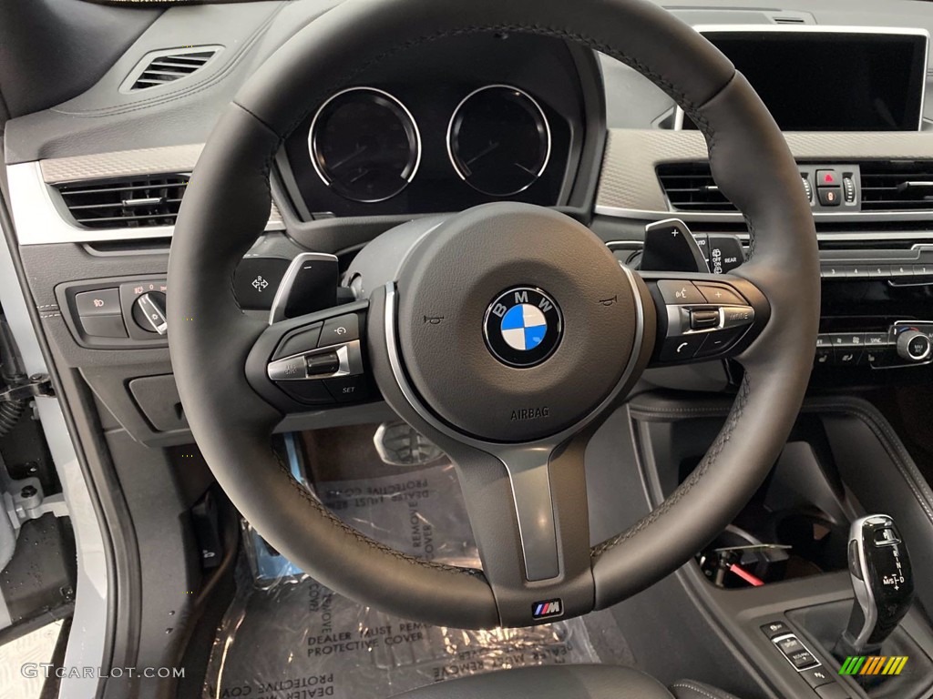 2021 BMW X2 sDrive28i Steering Wheel Photos